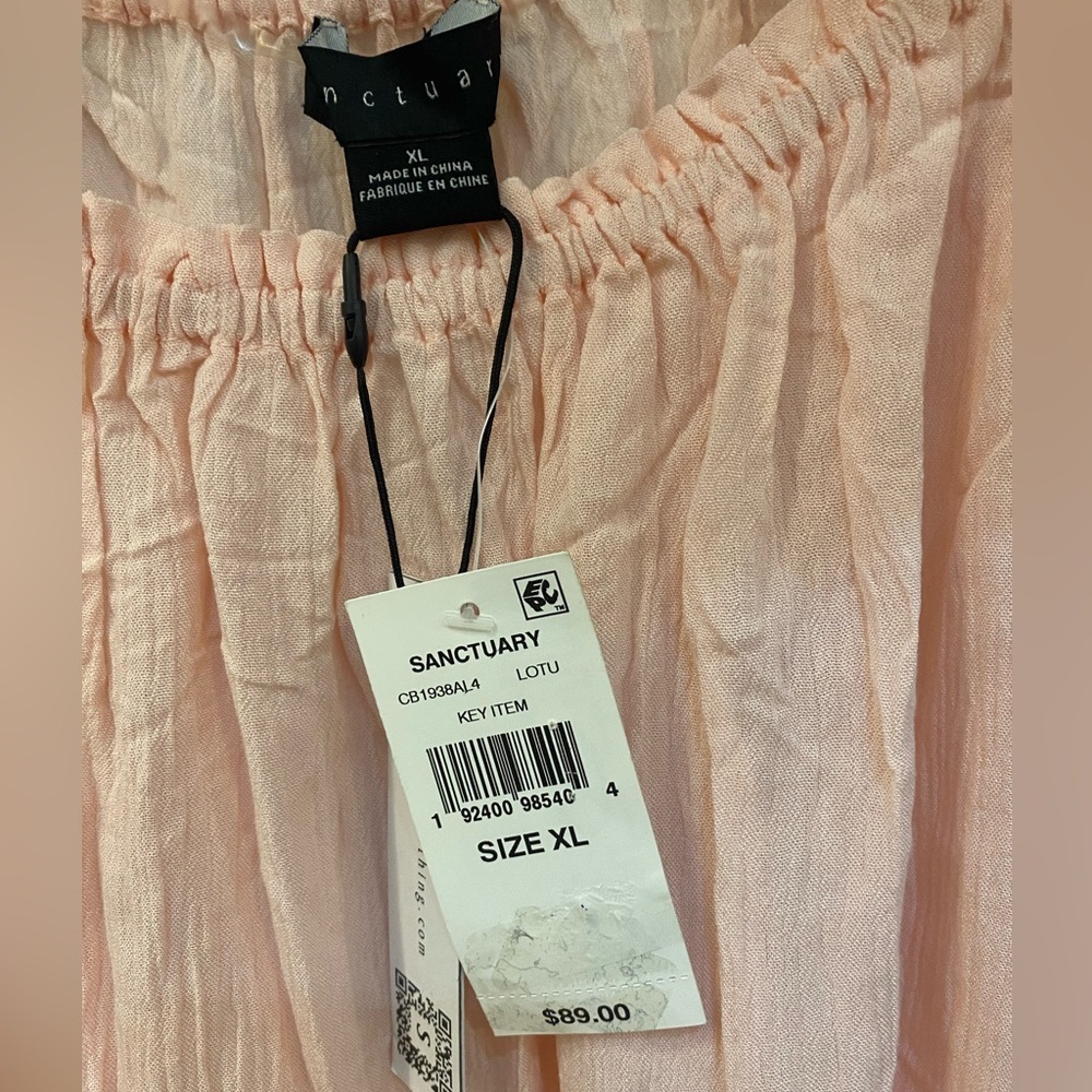 New! Sanctuary Light Pink Women's Blouse. Crinkle fabric! Great base layer! - Picture 2 of 3
